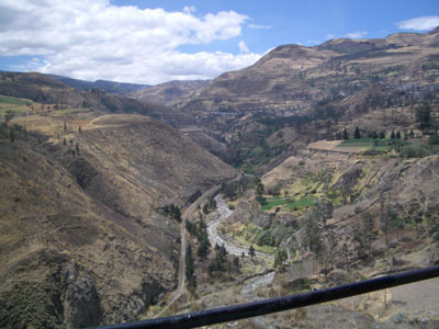 Uitzicht vanaf El Nariz De Diablo